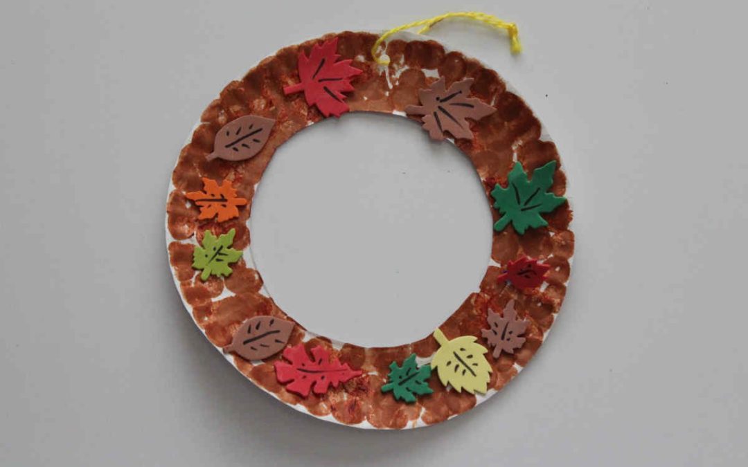 Crafts for Kids: Fall Wreath!